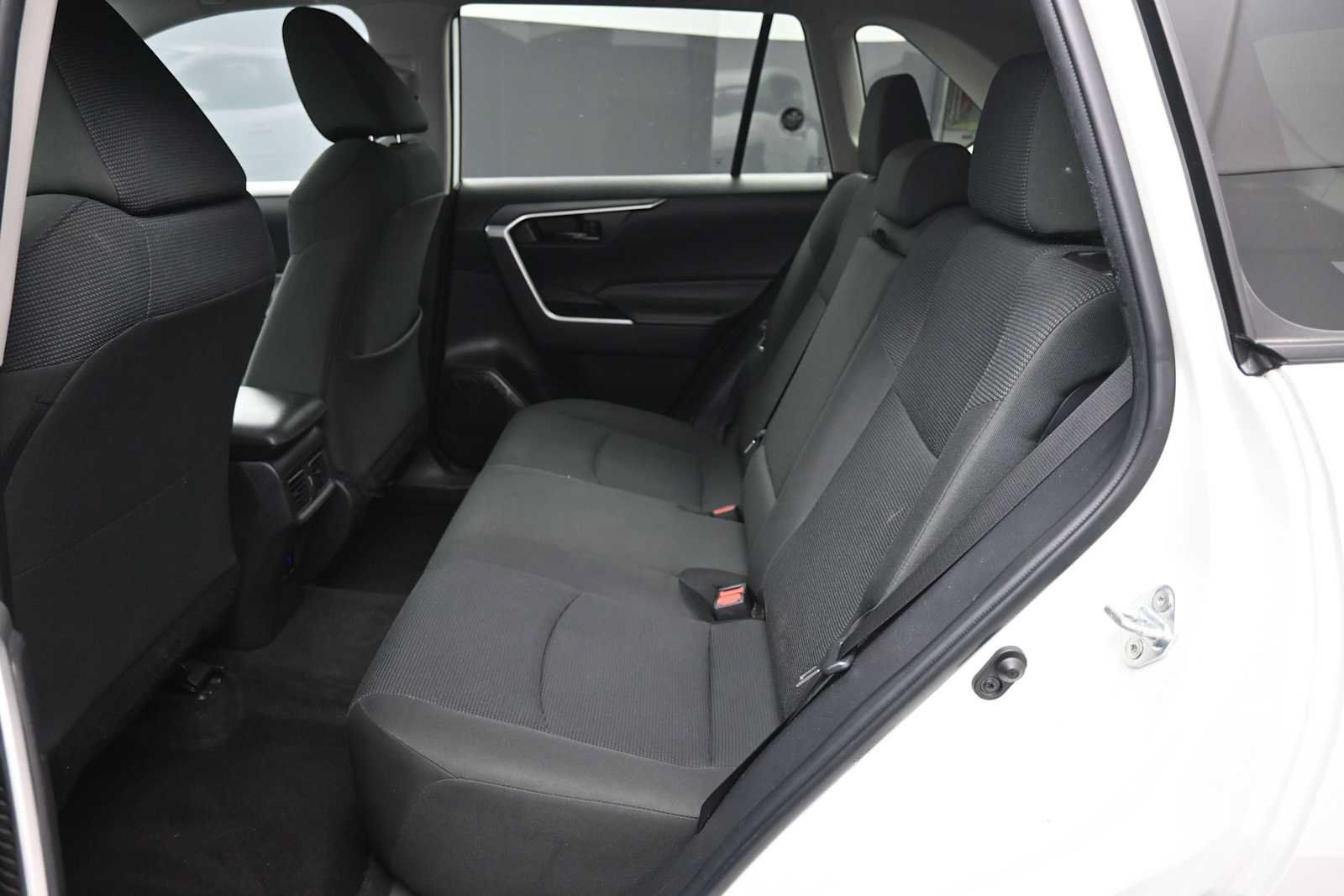 Certified 2023 Toyota RAV4 LE AWD/4WD image 20