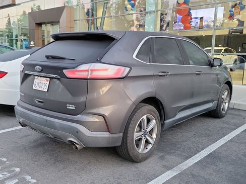 Used 2019 Ford Edge SEL image 4