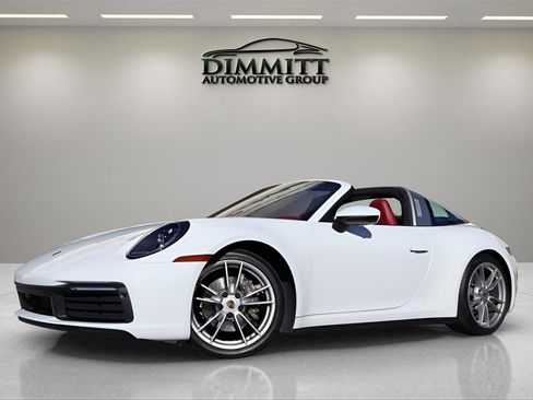 Used 2021 Porsche 911 Targa 4 image 2