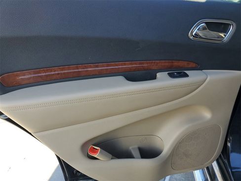 Used 2014 Dodge Durango Limited w/ Mopar Chrome Appearance Group image 16