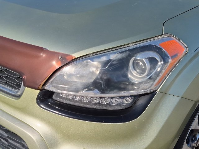 Used 2012 Kia Soul ! FWD image 9