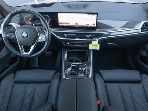 Certified 2025 BMW X5 xDrive40i w/ Parking Assistance Package image 22