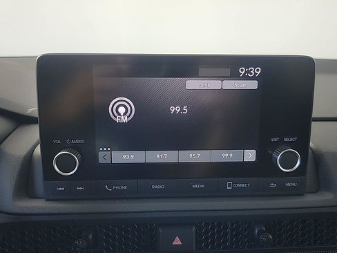 Certified 2025 Honda CR-V EX image 29