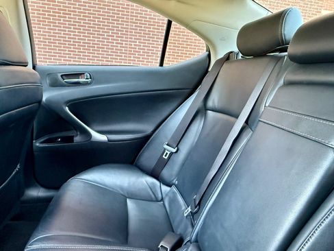 Used 2012 Lexus IS 250 RWD image 27