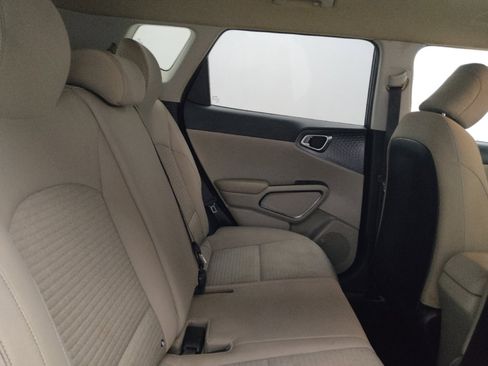 Used 2021 Kia Soul S FWD image 19