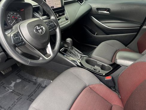 Used 2023 Toyota Corolla SE image 4