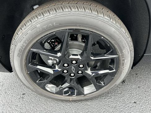 New 2026 Chevrolet Traverse RS w/ LPO, Floor Liner Package AWD/4WD image 9