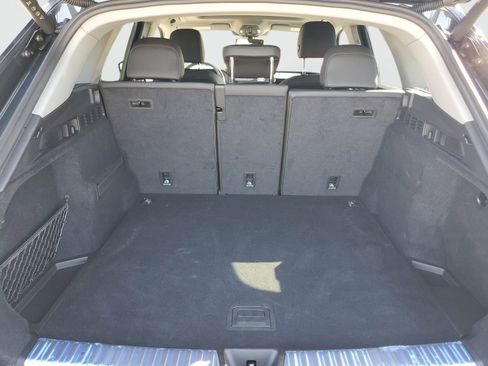 Used 2025 Audi Q5 Premium w/ Convenience Package image 9