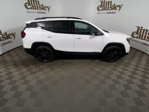 Certified 2023 GMC Terrain SLT w/ Elevation Edition image 9