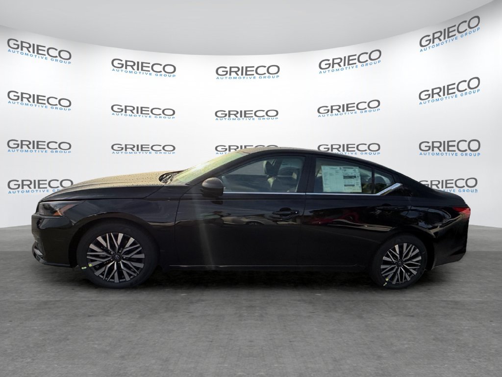 New 2026 Nissan Altima 2.5 SV FWD image 4