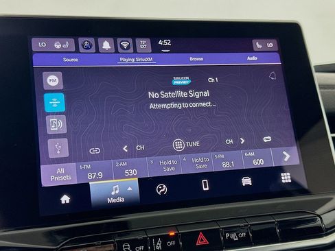 Used 2024 Jeep Compass Limited image 29