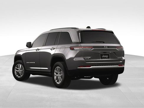New 2025 Jeep Grand Cherokee Laredo X image 3