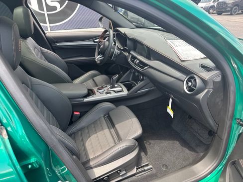 New 2025 Alfa Romeo Stelvio Sprint AWD/4WD image 66