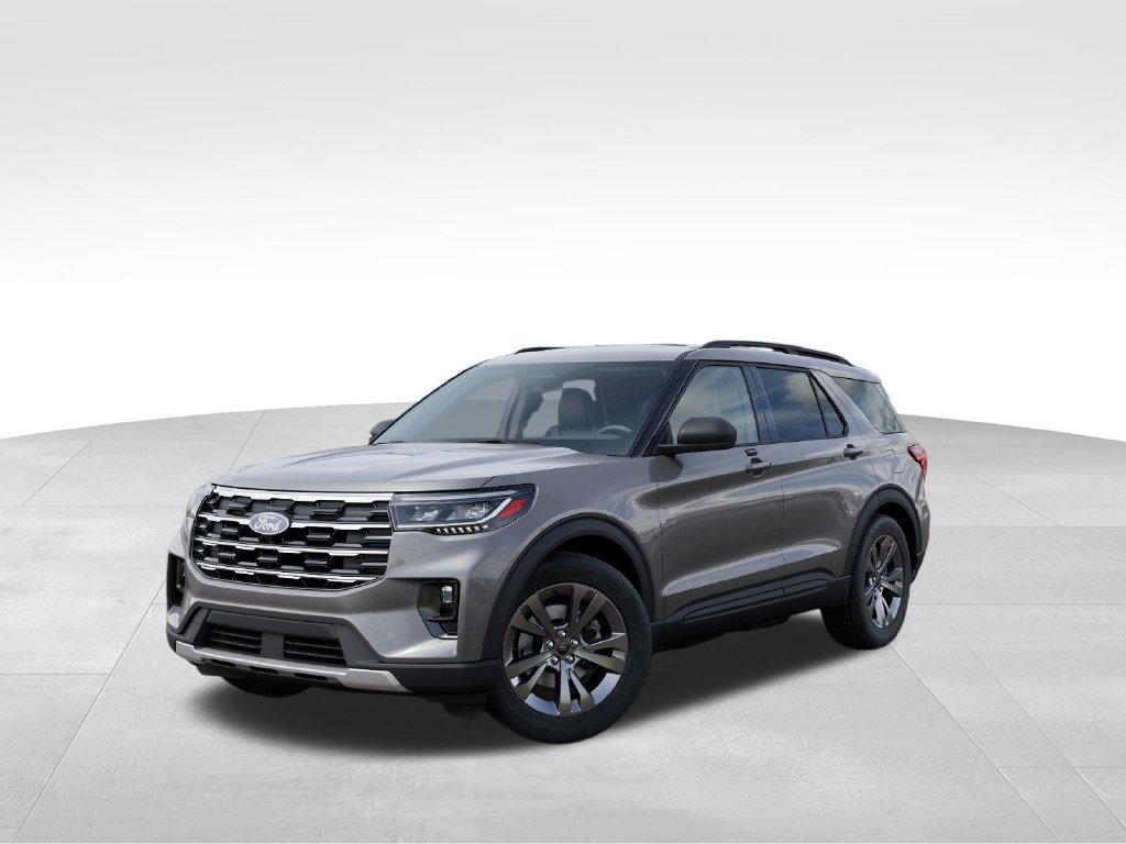 Used 2027 Ford Explorer Active w/ Active Comfort Package AWD/4WD image 2