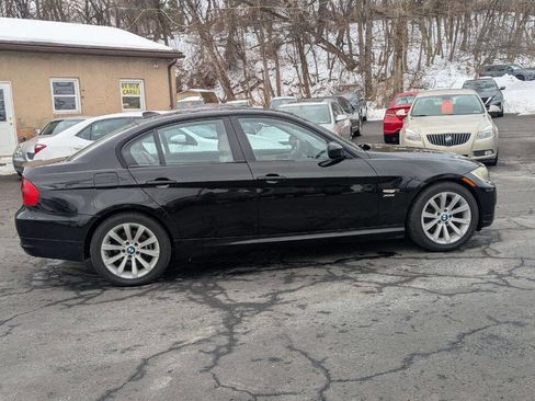 Used 2011 BMW 328i xDrive Sedan image 10
