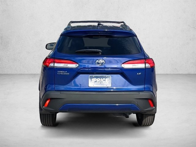 Used 2025 Toyota Corolla Cross LE FWD image 7