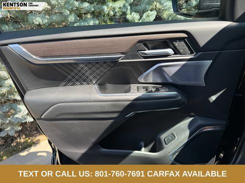 Used 2025 GMC Acadia Denali w/ Super Cruise Package AWD/4WD image 18