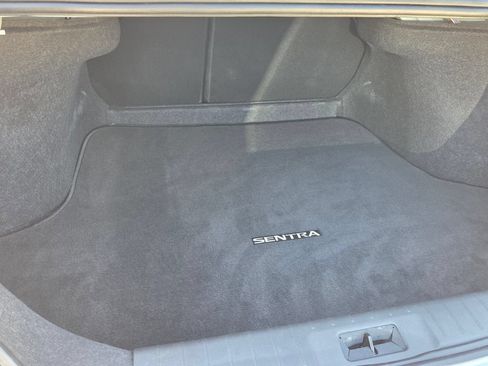 Used 2024 Nissan Sentra S FWD image 8