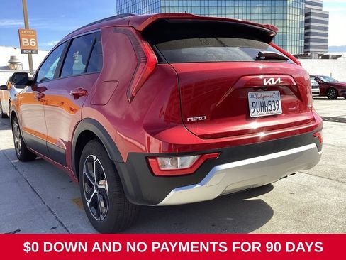 Used 2025 Kia Niro LX FWD image 6