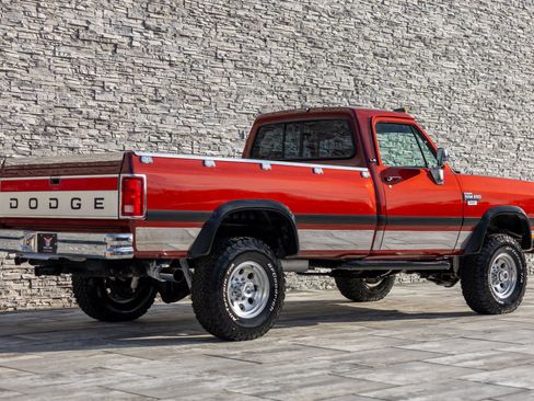 Used 1993 Dodge D/W Truck 250 image 9