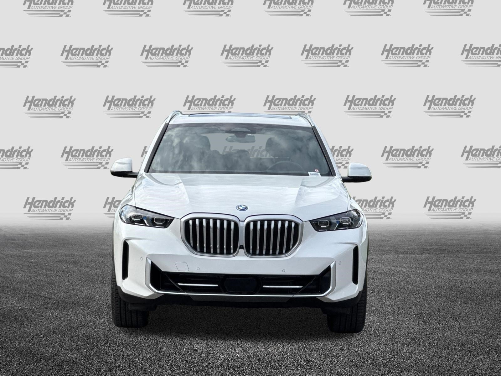 Used 2026 BMW X5 xDrive50e w/ Premium Package AWD/4WD image 10