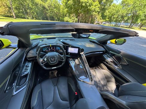 Used 2024 Chevrolet Corvette Z06 RWD image 33