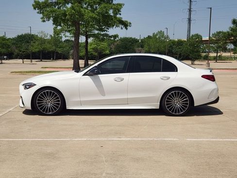 Used 2022 Mercedes-Benz C 300 4MATIC Sedan image 4