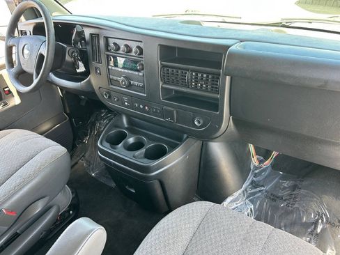 Used 2019 Chevrolet Express 3500 LT w/ LT Preferred Equipment Group RWD image 14