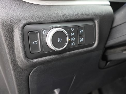 Used 2021 Ford Explorer XLT w/ Equipment Group 202A AWD/4WD image 41