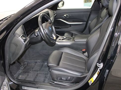 Used 2024 BMW 330e image 19