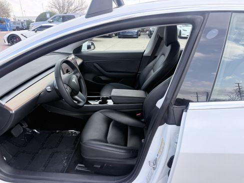 Used 2020 Tesla Model 3 Long Range image 25