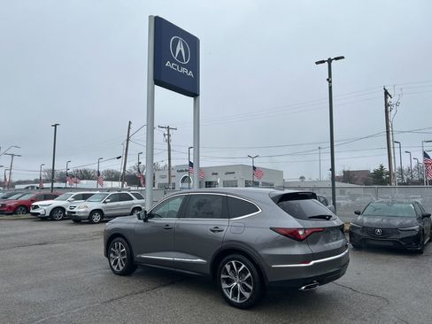 Used 2023 Acura MDX SH-AWD w/ Technology Package image 8