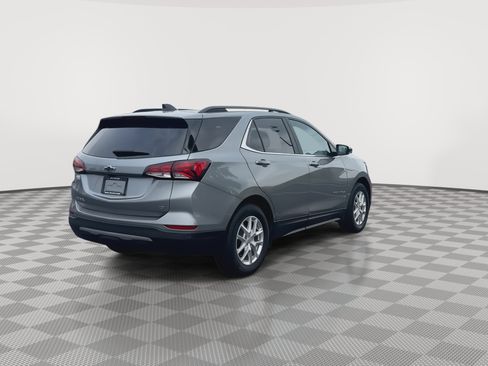 Certified 2024 Chevrolet Equinox LT w/ LPO, Floor Liner Package FWD image 8