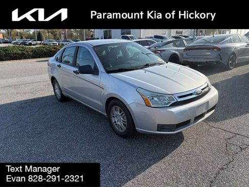 Used 2011 Ford Focus SE w/ 201A Rapid Spec Order Code image 8