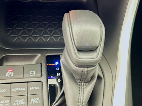 Used 2025 Toyota RAV4 LE image 24