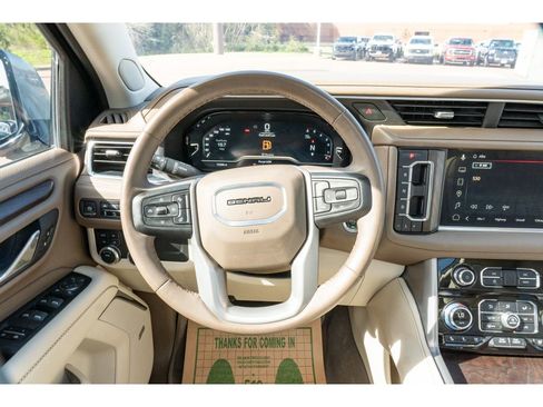 Used 2024 GMC Yukon Denali image 23
