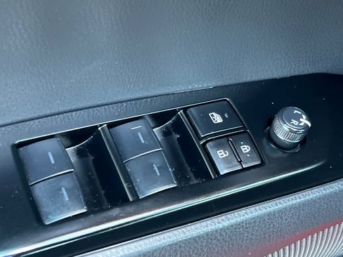 Certified 2025 Toyota Camry SE FWD image 13