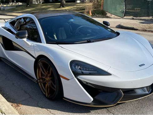 Used 2017 McLaren 570S Coupe RWD image 10