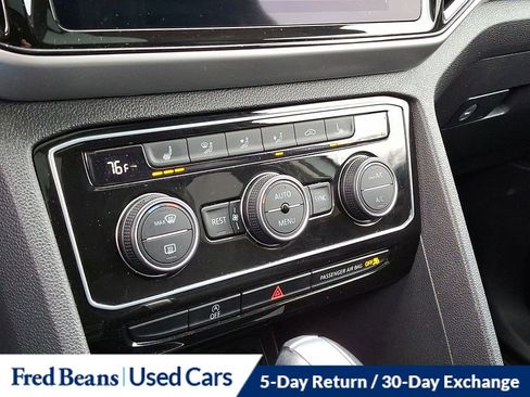 Certified 2022 Volkswagen Atlas SE w/ Panoramic Sunroof Package image 18