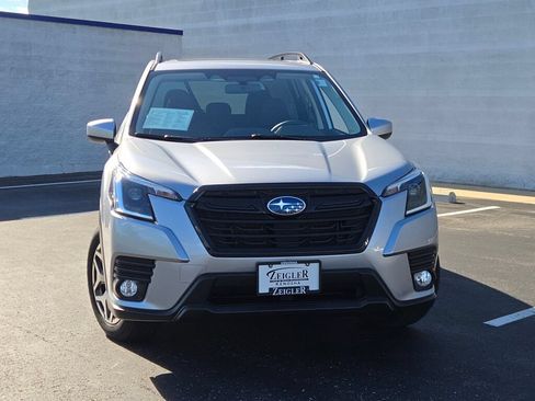 Certified 2023 Subaru Forester Premium AWD/4WD image 4