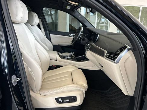 Used 2022 BMW X5 sDrive40i w/ M Sport Package RWD image 24