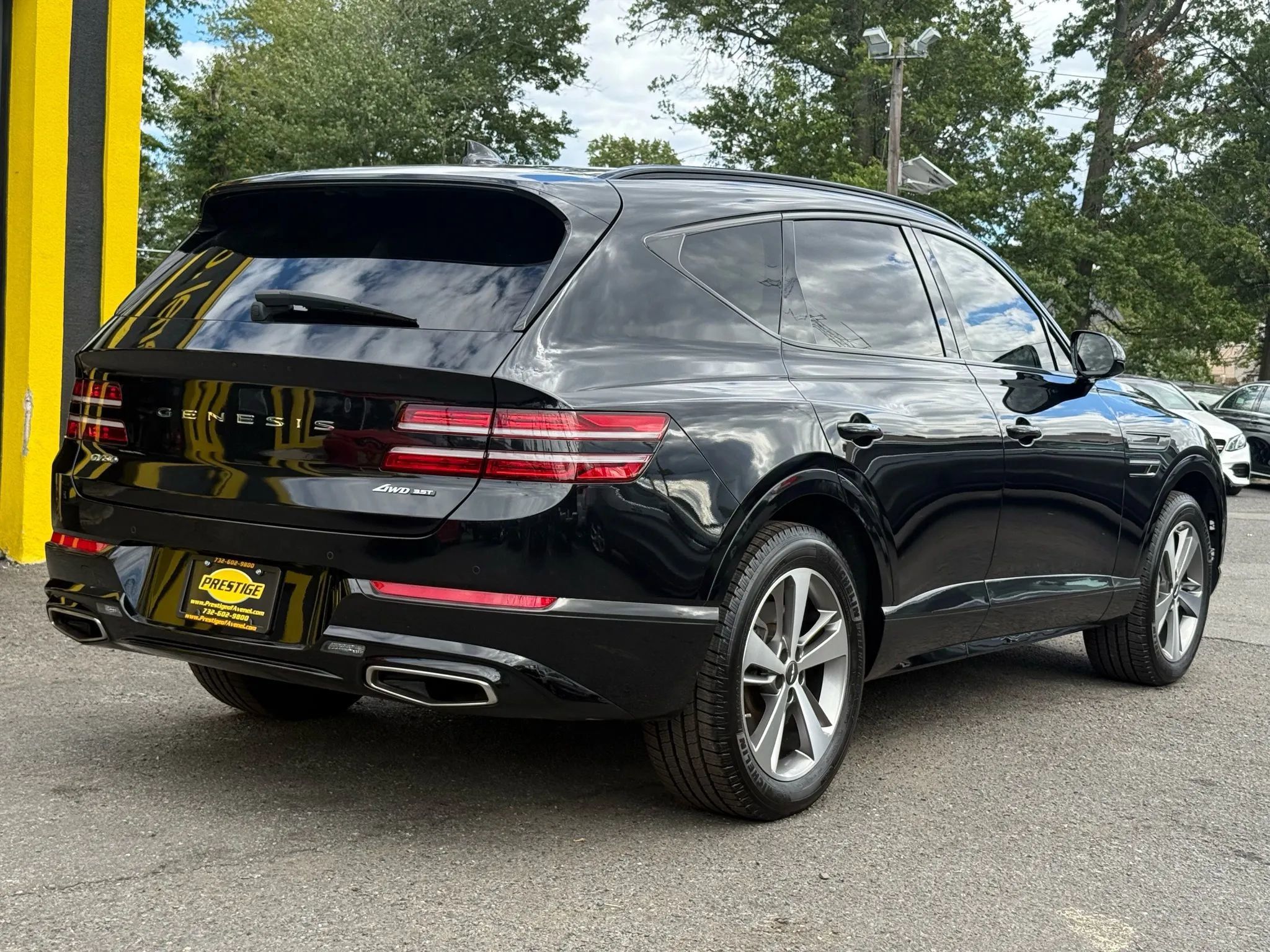 Used 2021 Genesis GV80 3.5T AWD/4WD image 6