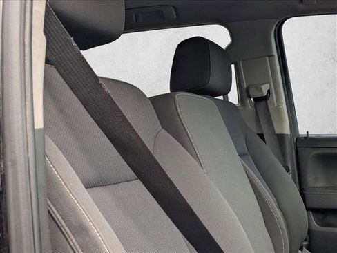 Used 2018 Chevrolet Silverado 1500 LT w/ All Star Edition image 18