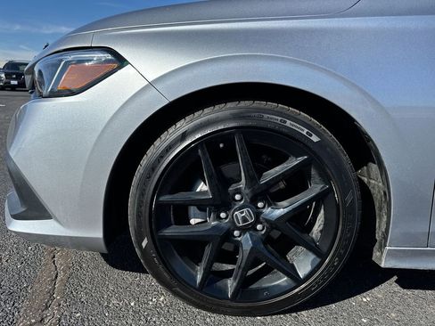 Used 2024 Honda Civic Sport image 10