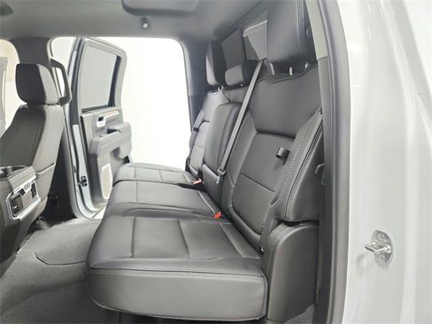 Used 2025 GMC Sierra 3500 Denali w/ Technology Package image 36