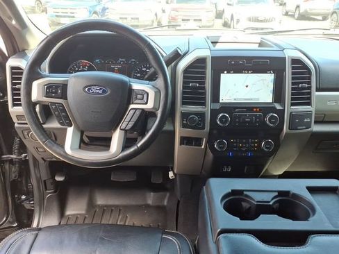 Used 2019 Ford F250 Lariat w/ Lariat Ultimate Package AWD/4WD image 16