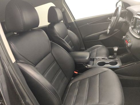 Used 2019 Kia Sorento EX image 21