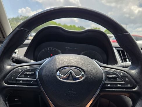 Used 2022 INFINITI Q50 Luxe w/ Cargo Package RWD image 23