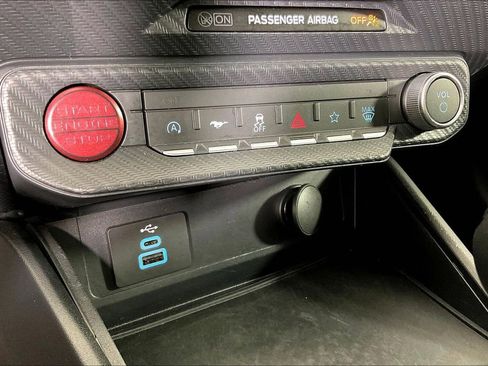 Used 2024 Ford Mustang Coupe image 31