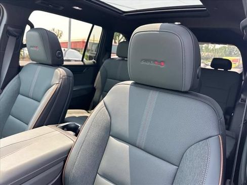 New 2026 GMC Acadia AT4 w/ Luxury Package AWD/4WD image 30